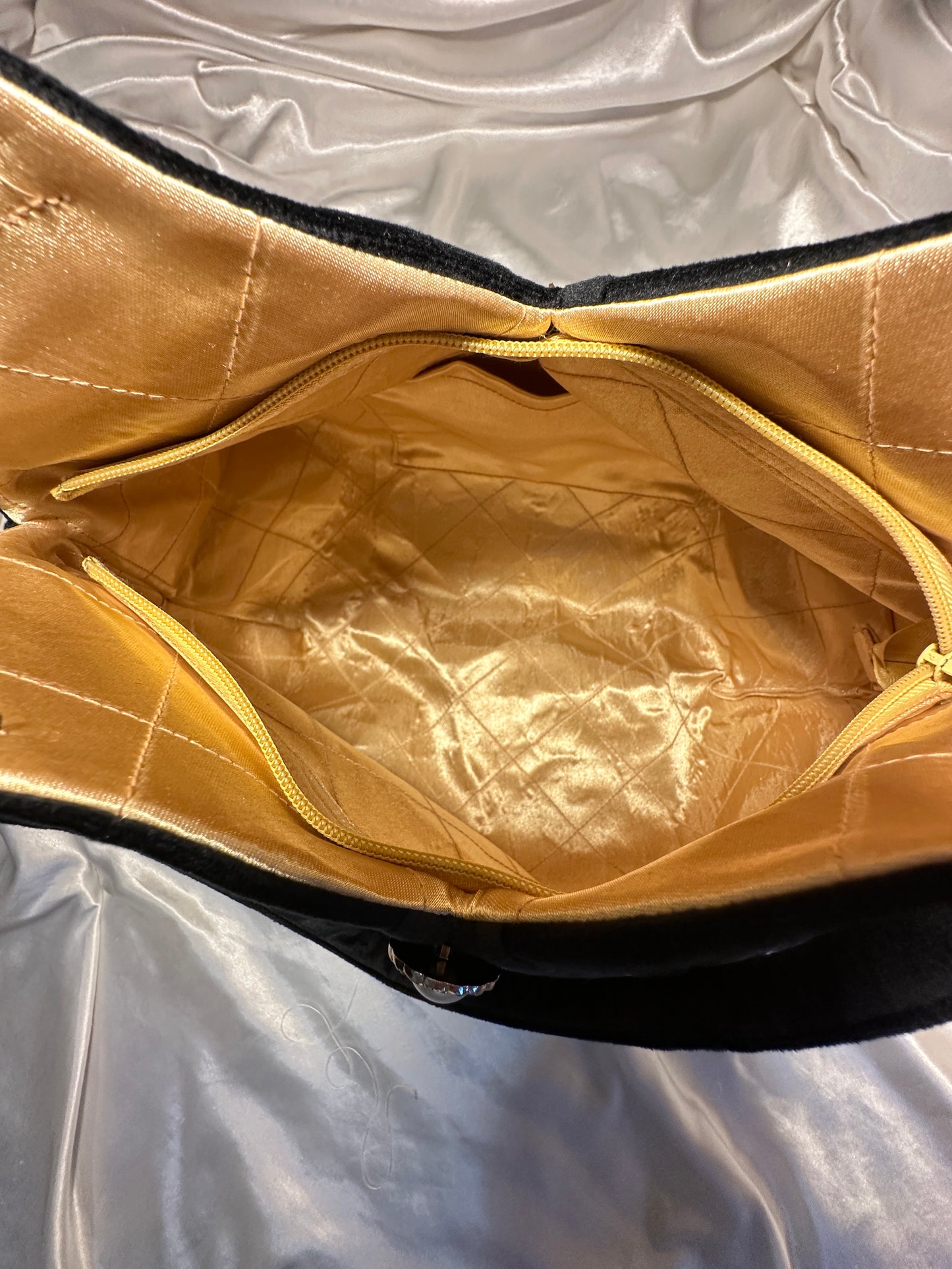 "Amouage" handmade patchwork Large handbag in Black Onyx velvet