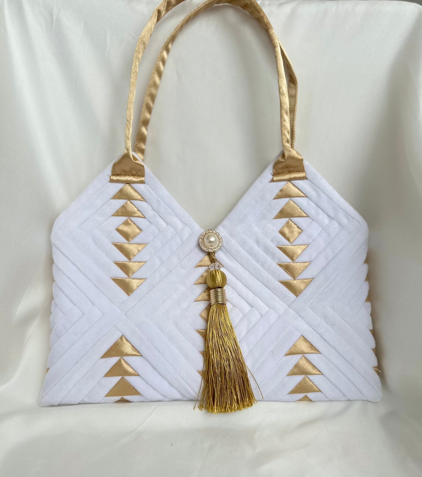 "Amora" handmade patchwork  handbag in Snow White / Pure Chalk White velvet